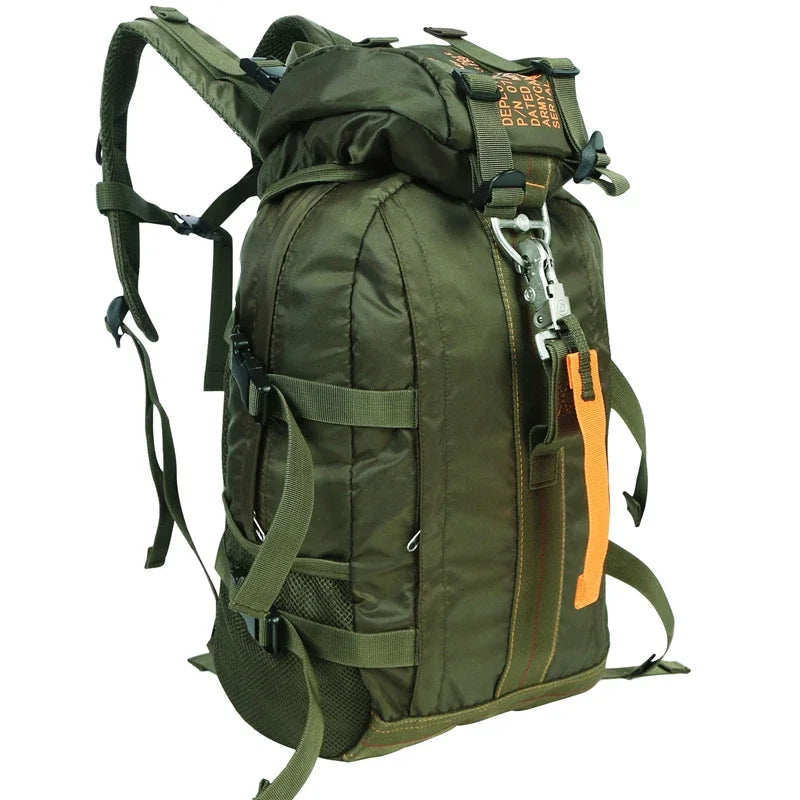 LQARMY 20L Lightweight Hiking Backpack